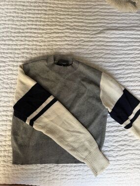 Club Monaco Stripped Cropped Gray Sweater with black stripes